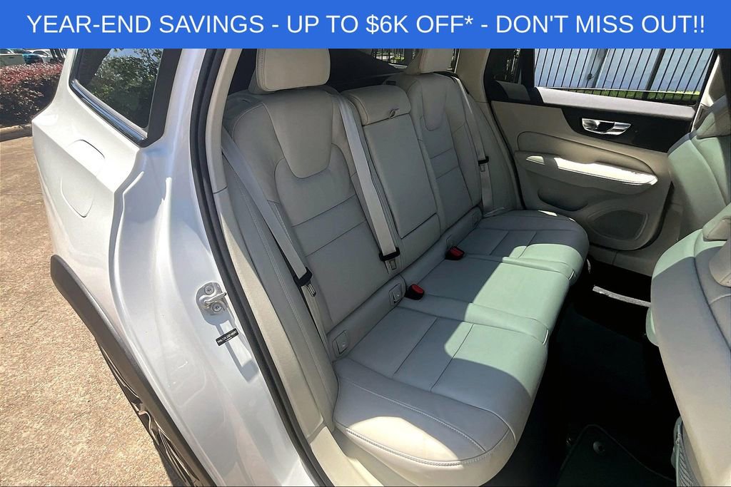 New 2025 Volvo V60 B5 Cross Country Ultra w/ Protection Package Premier image 15