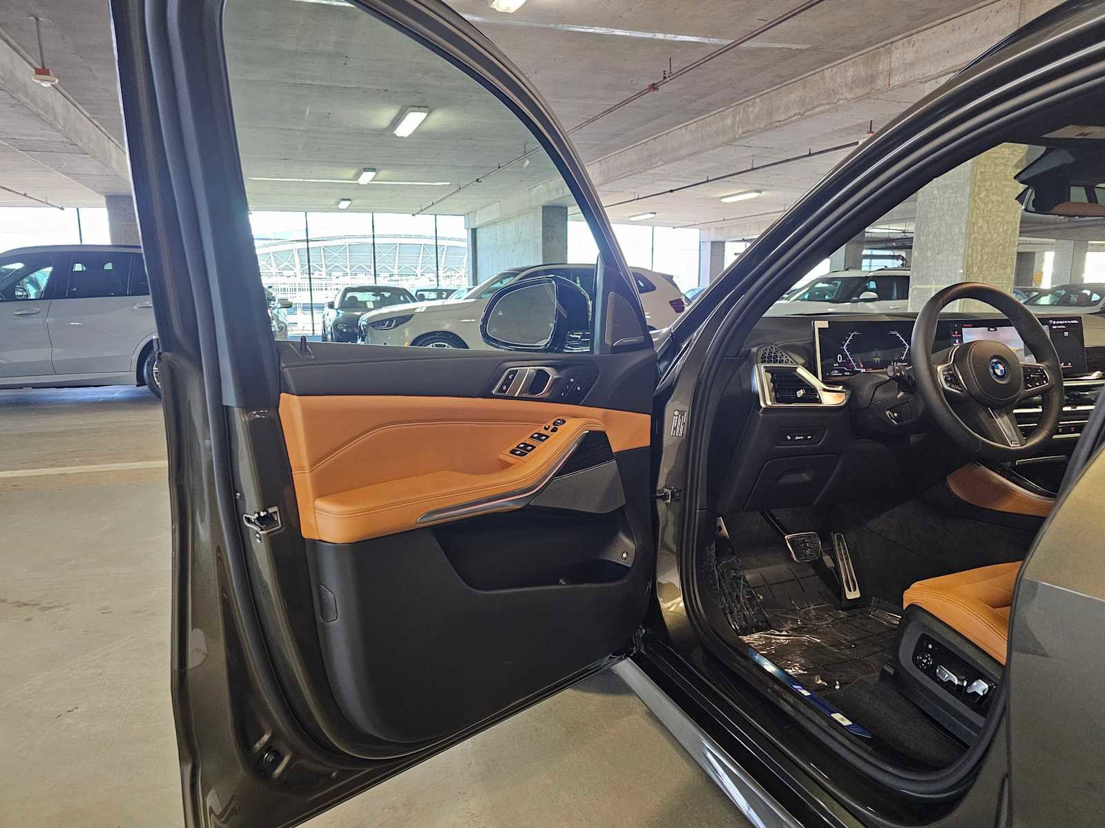 New 2026 BMW X5 xDrive50e AWD/4WD image 32