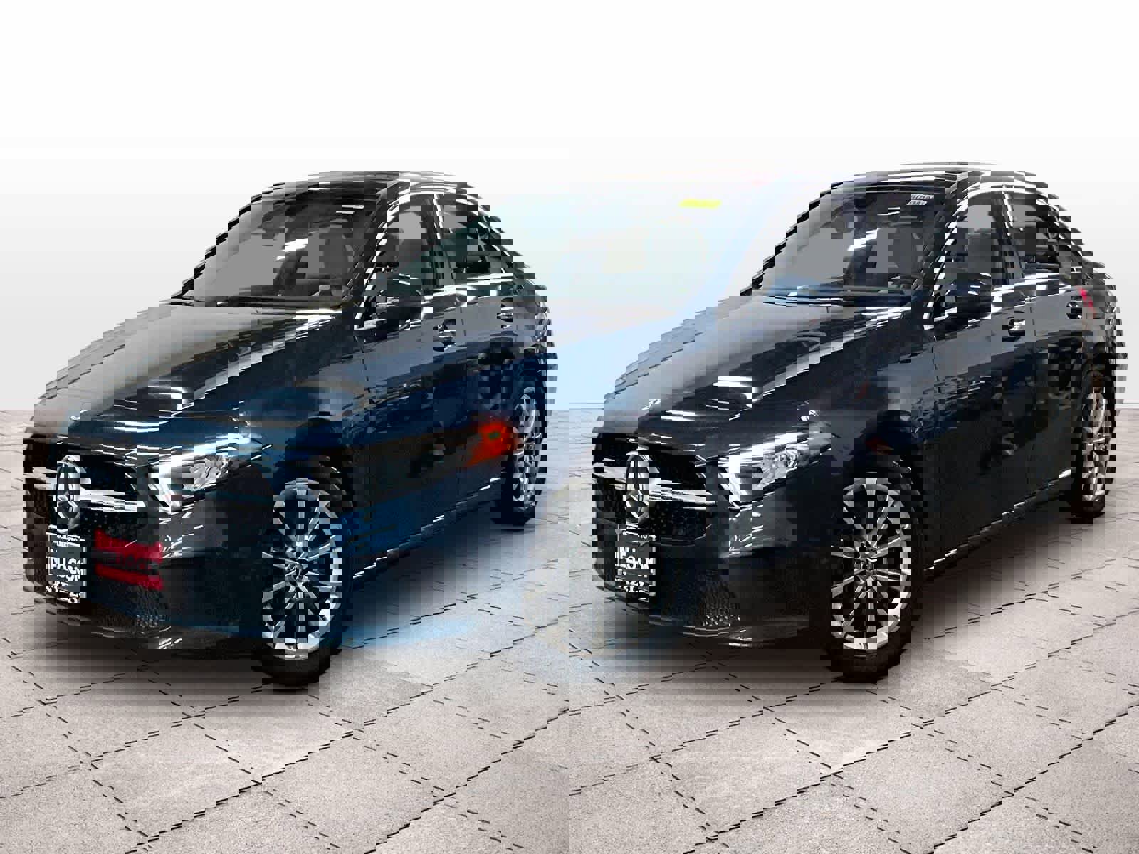 Used 2021 Mercedes-Benz A 220 image 1