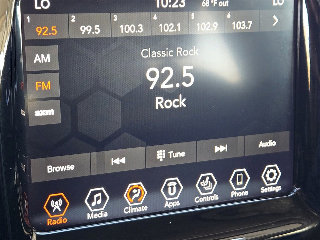 Used 2020 Jeep Compass Limited image 18