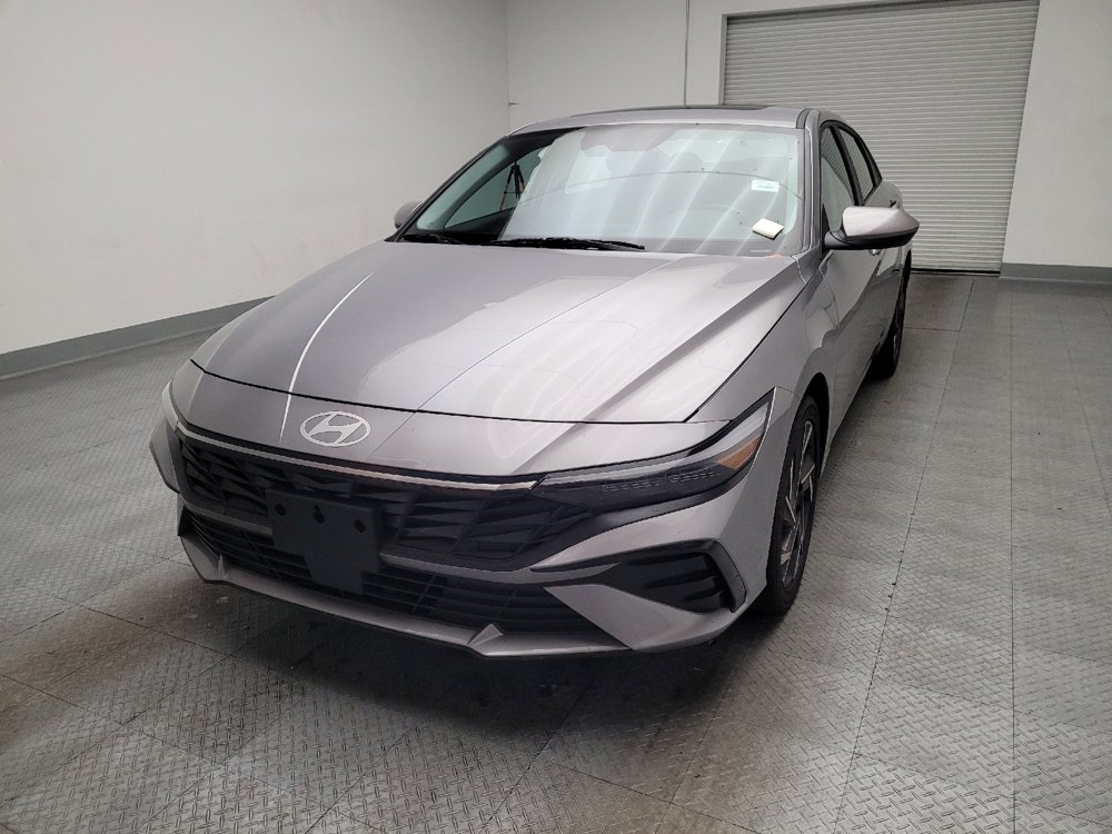 Used 2025 Hyundai Elantra SEL image 15