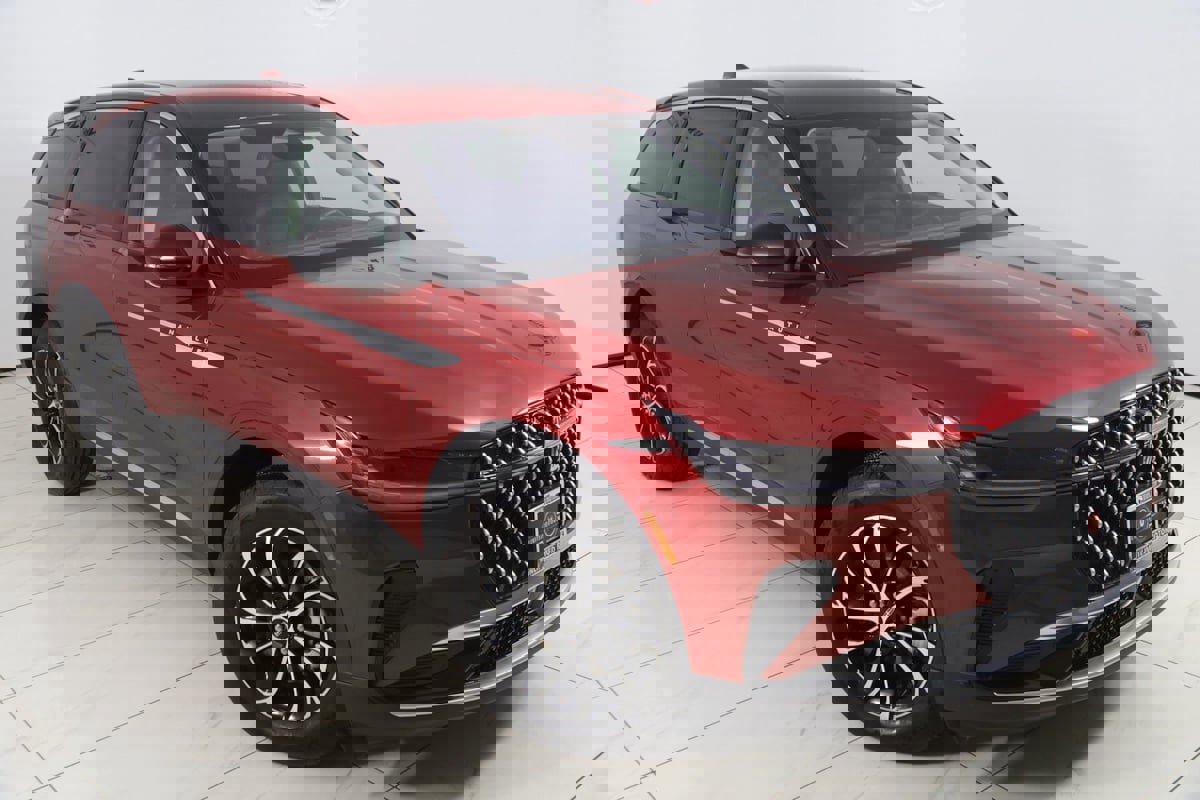 Used 2025 Lincoln Nautilus Premier image 18