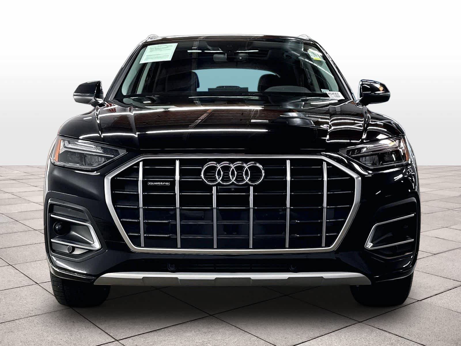 Used 2022 Audi Q5 2.0T Premium Plus w/ Premium Plus Package AWD/4WD image 3