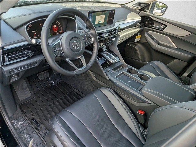 Used 2026 Acura MDX w/ Technology Package FWD image 3
