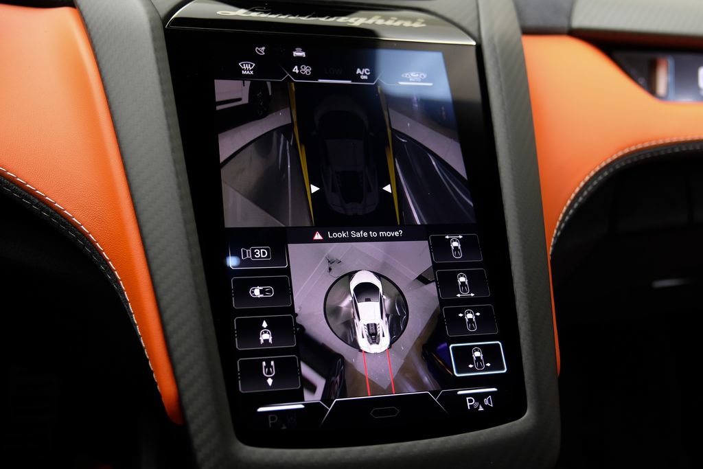 Used 2025 Lamborghini Revuelto AWD/4WD image 91