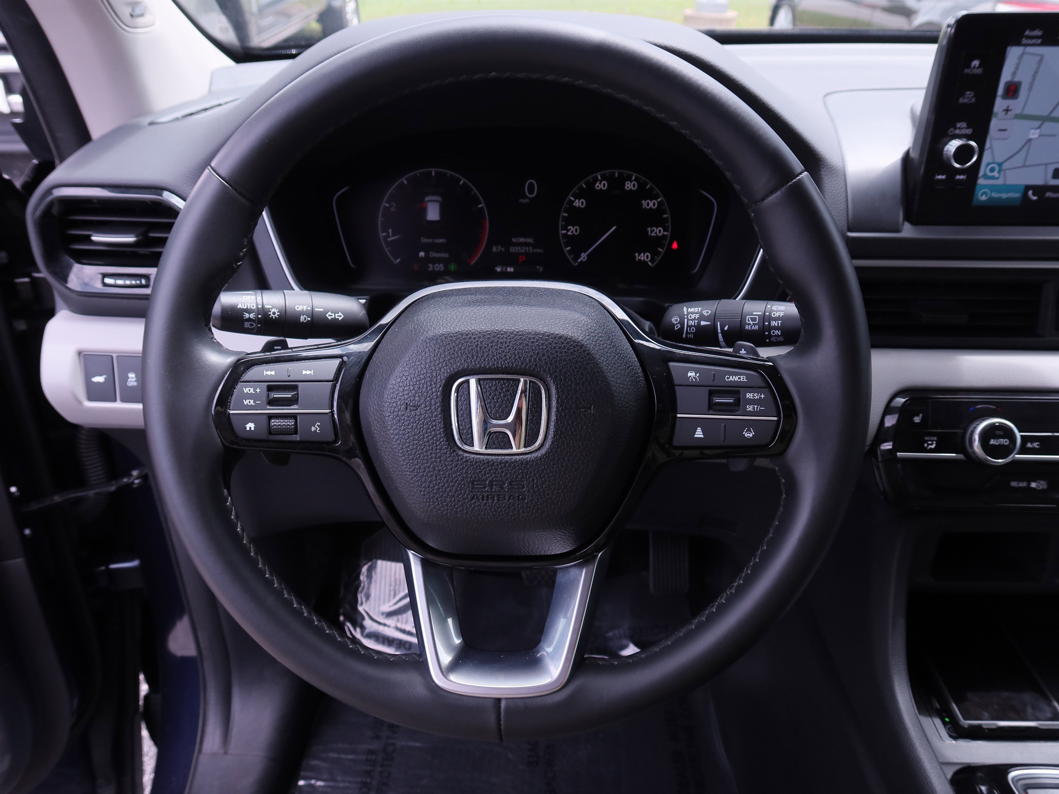 Certified 2023 Honda Pilot Touring image 23