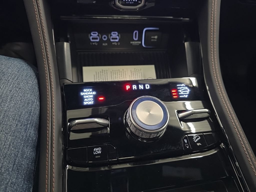 New 2026 Jeep Grand Cherokee Summit AWD/4WD image 19