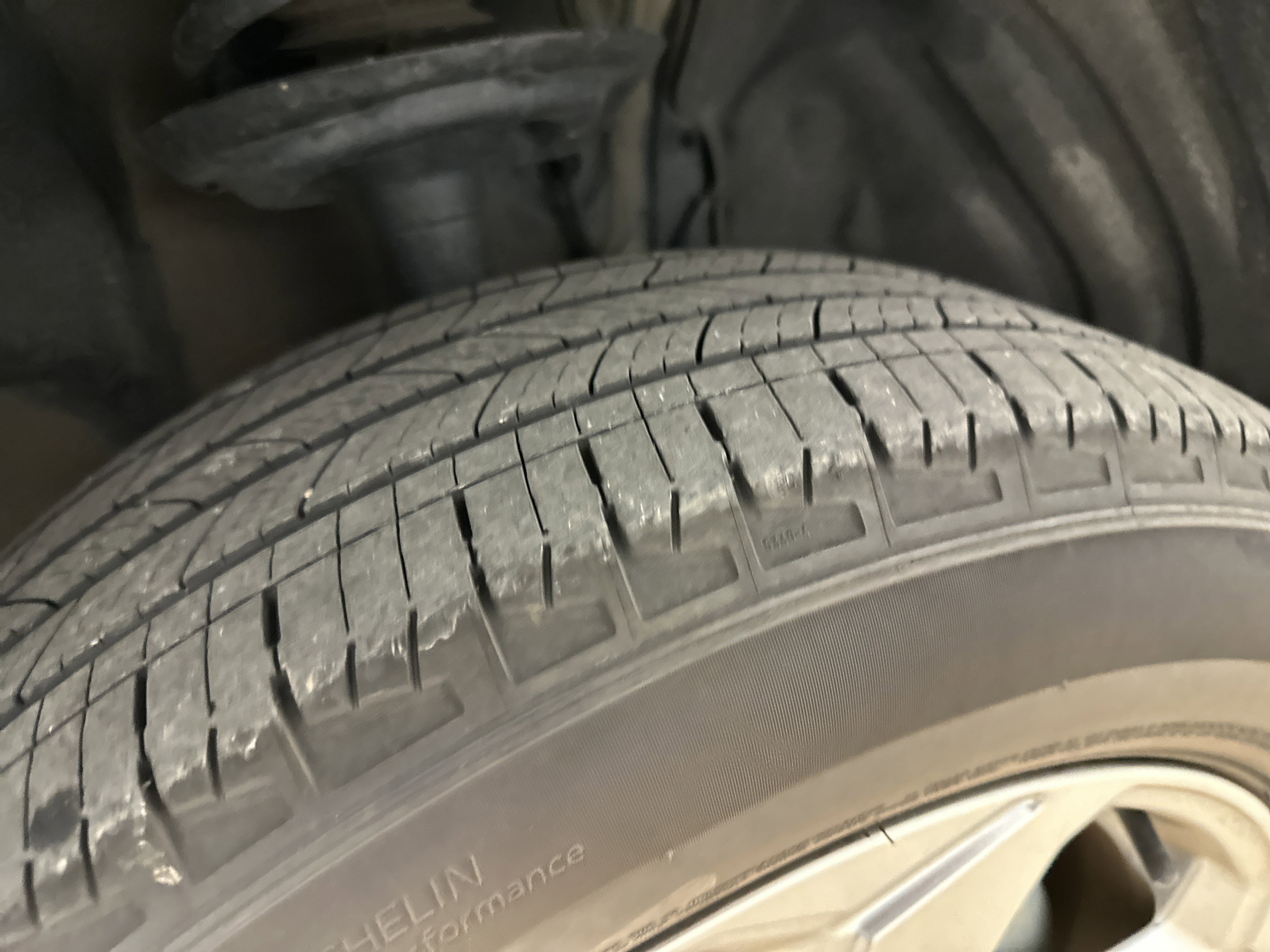 Used 2021 Toyota RAV4 Limited image 12