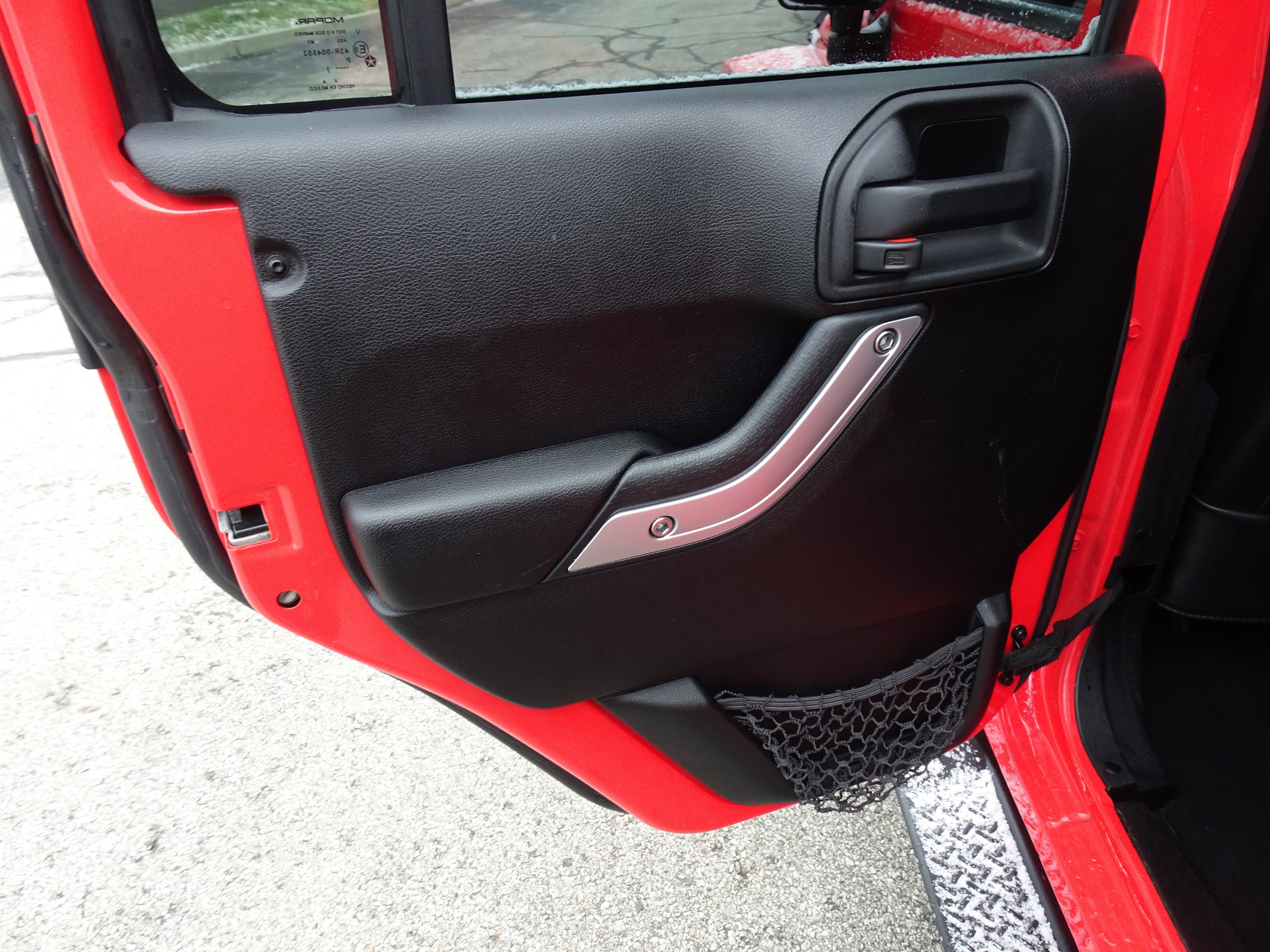 Used 2013 Jeep Wrangler Unlimited Sahara w/ Connectivity Group image 16