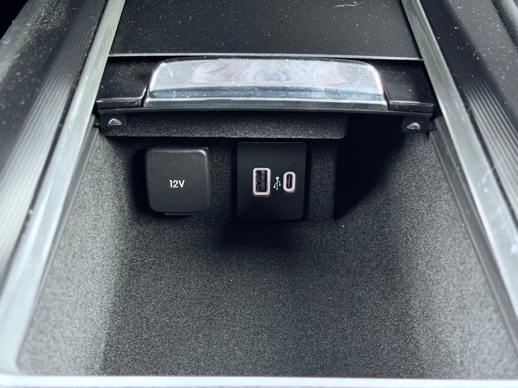 Used 2026 Lincoln Corsair Premiere AWD/4WD image 36