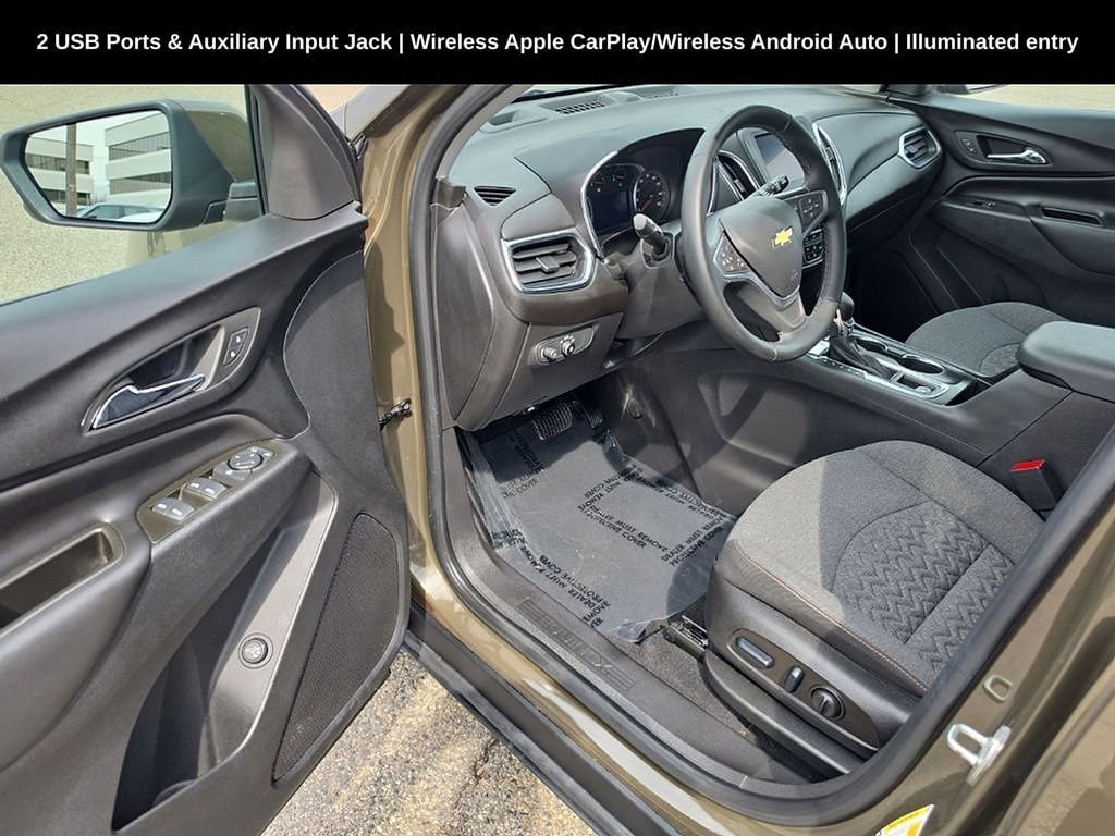 Used 2023 Chevrolet Equinox LT AWD/4WD image 9