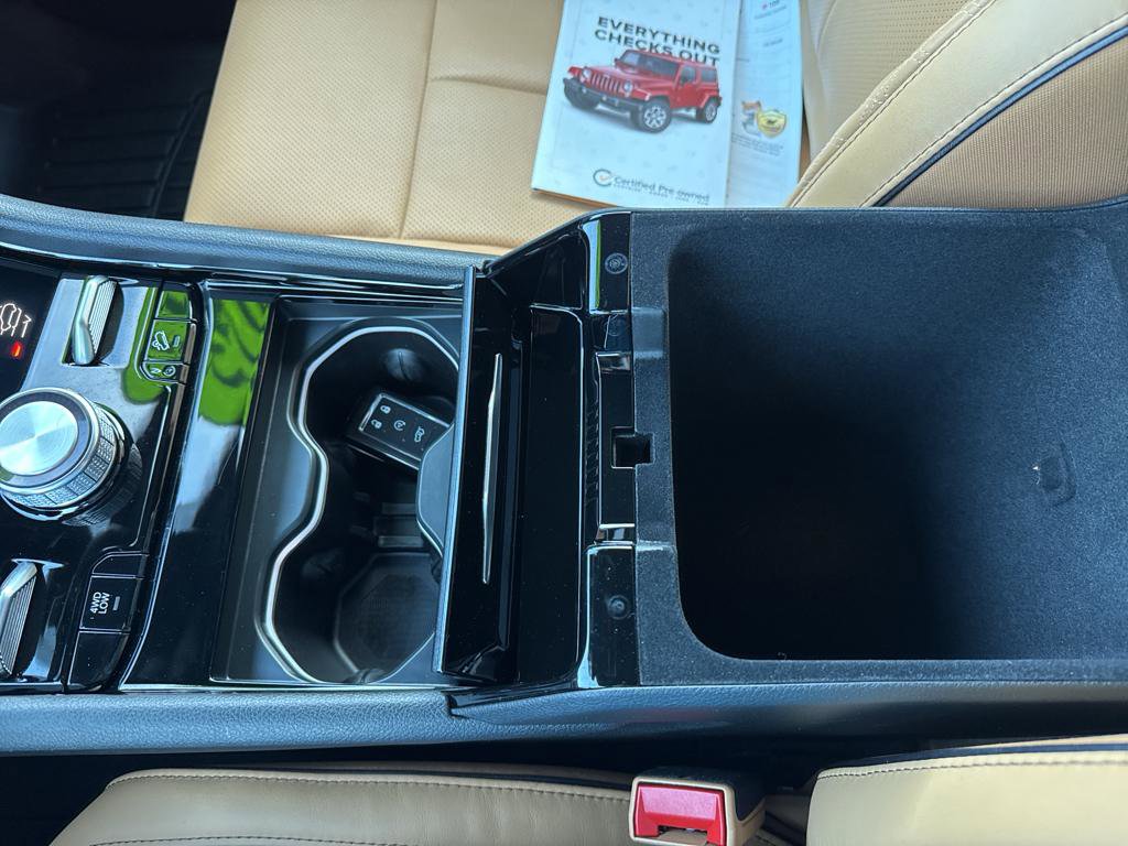 Certified 2025 Jeep Grand Cherokee Summit w/ Adv Protech Group IV image 30