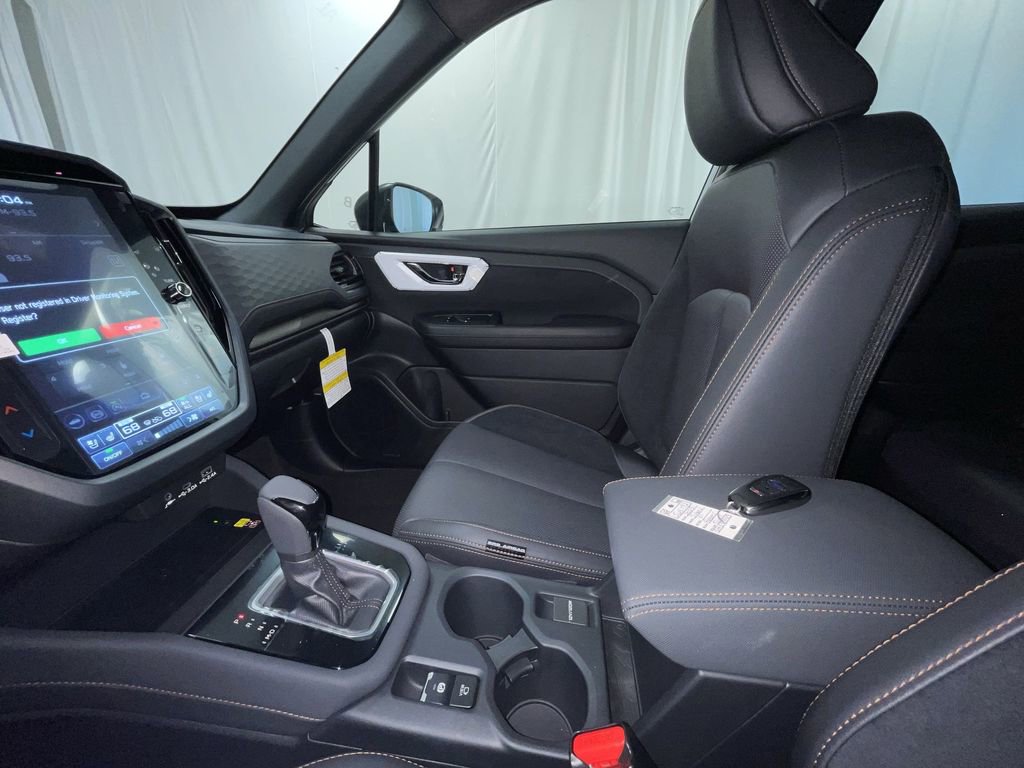 New 2025 Subaru Forester Touring image 4