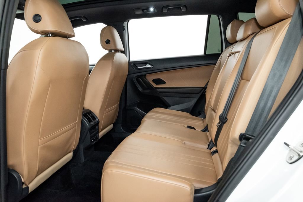 Used 2022 Volkswagen Tiguan SE R-Line image 23
