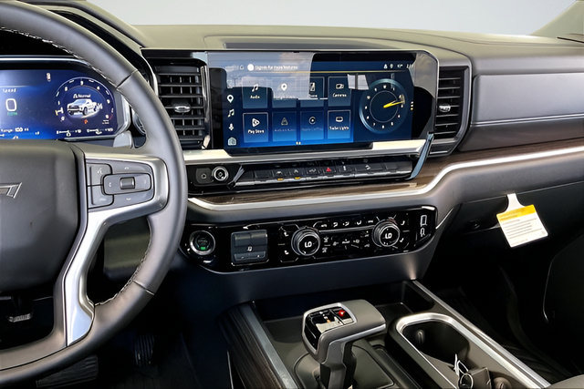 Used 2026 Chevrolet Silverado 1500 LT Trail Boss AWD/4WD image 9