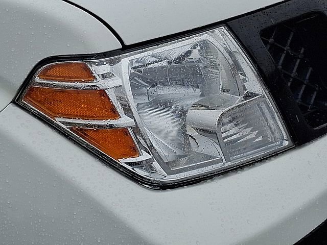 Used 2020 Nissan Frontier SV w/ Midnight Edition Floor Mats image 28