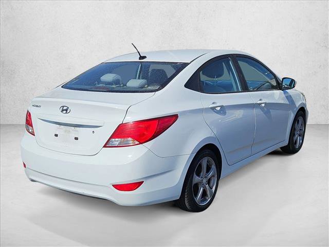 Used 2017 Hyundai Accent SE video 4