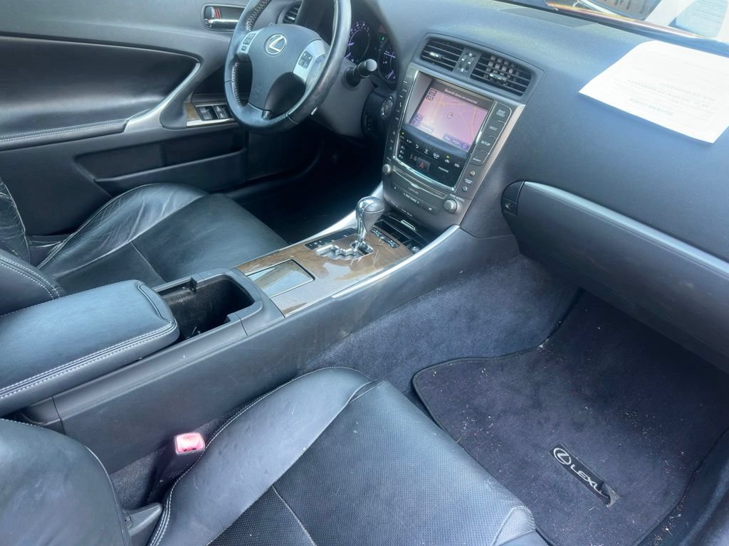 Used 2013 Lexus IS 250C RWD image 16