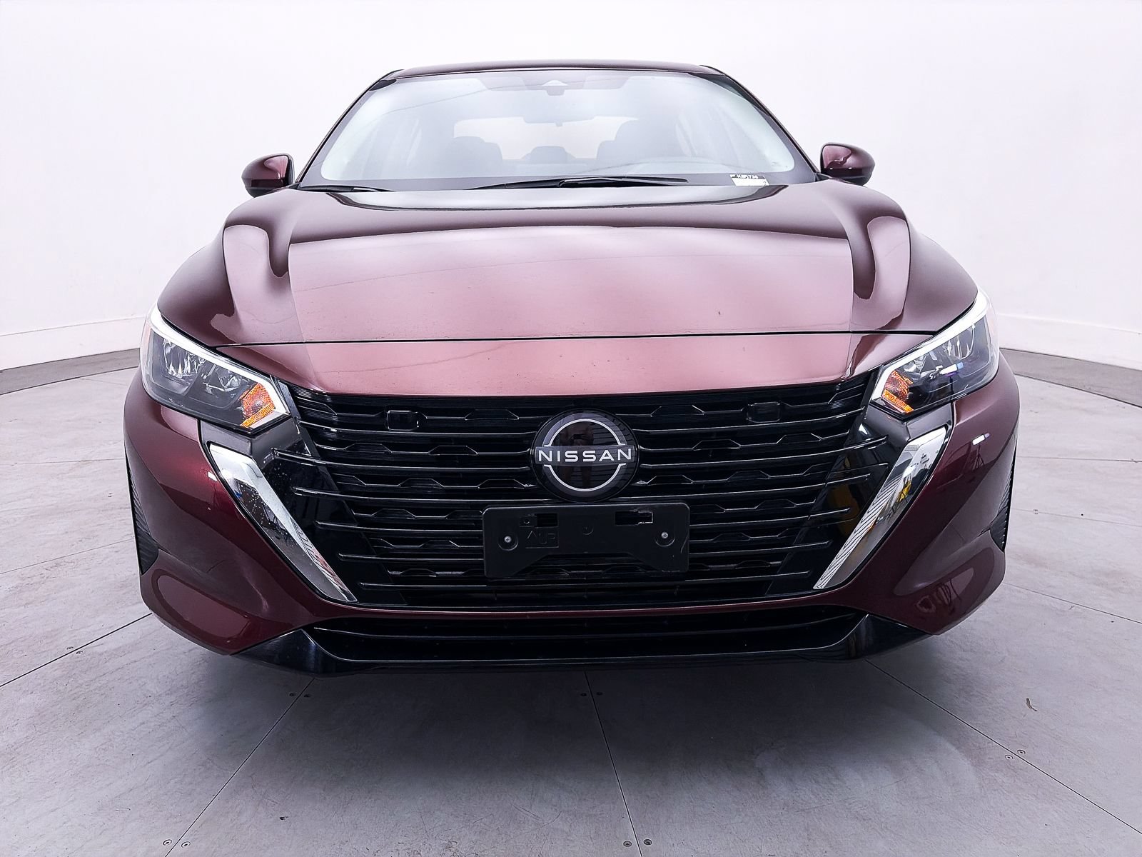 Used 2024 Nissan Sentra SV FWD image 11
