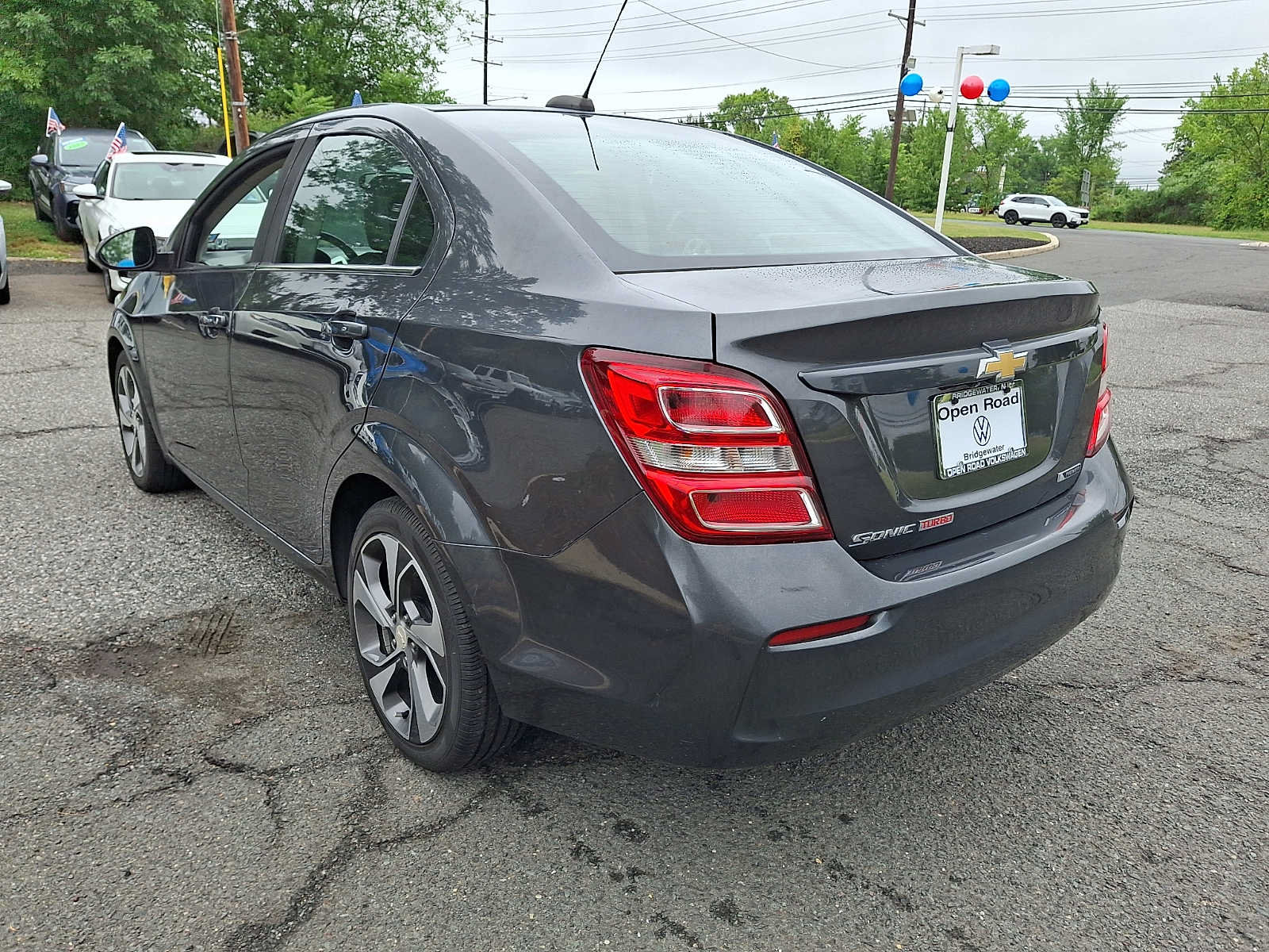 Used 2018 Chevrolet Sonic Premier FWD image 4