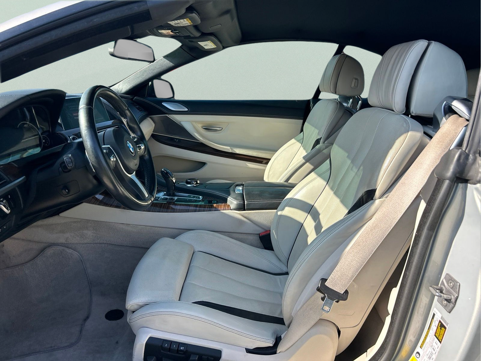 Used 2017 BMW 640i Convertible RWD image 11