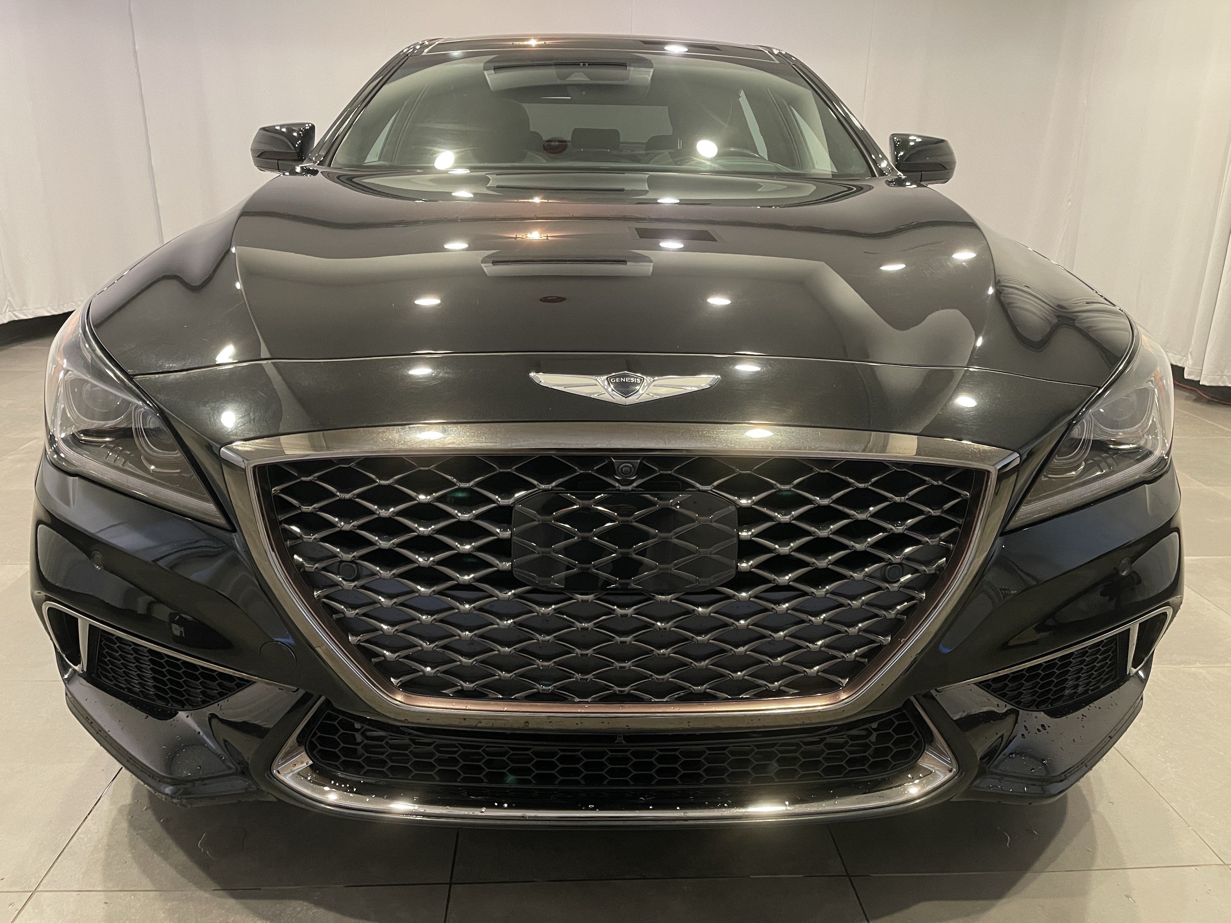 Used 2019 Genesis G80 3.3T Sport RWD image 2
