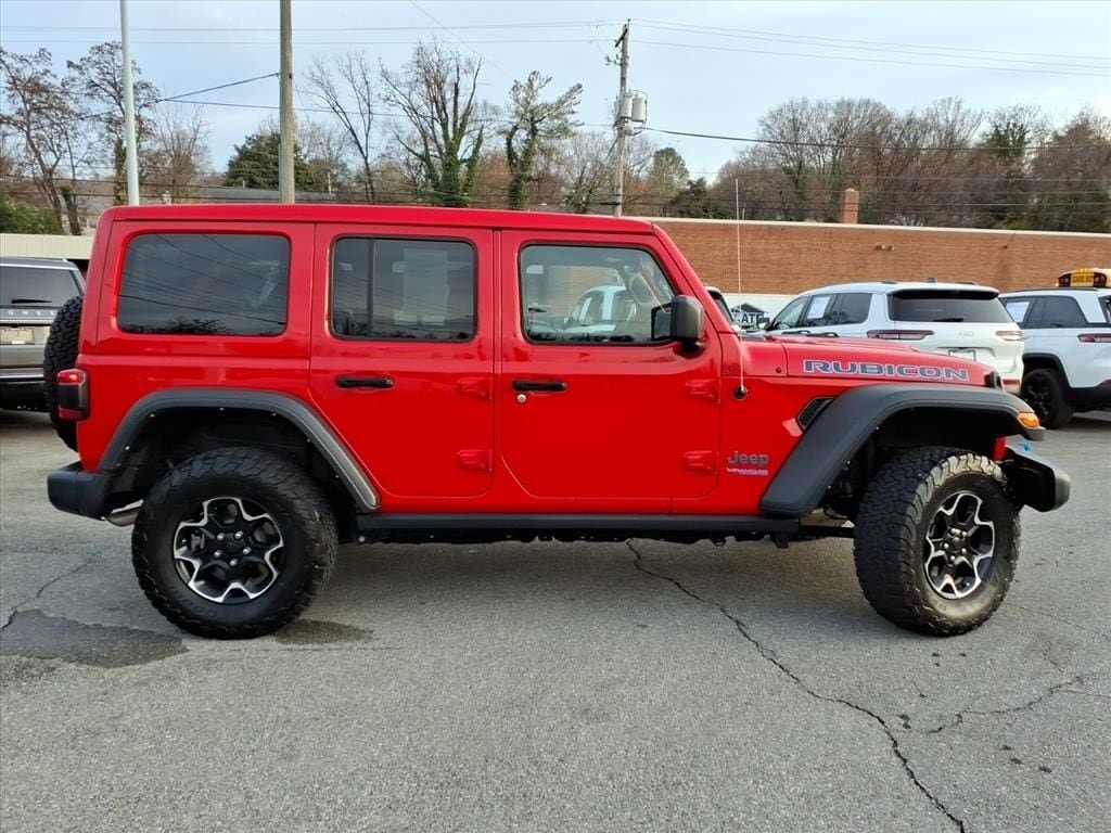 Used 2022 Jeep Wrangler Unlimited Rubicon 4xe w/ Cold Weather Group AWD/4WD image 2