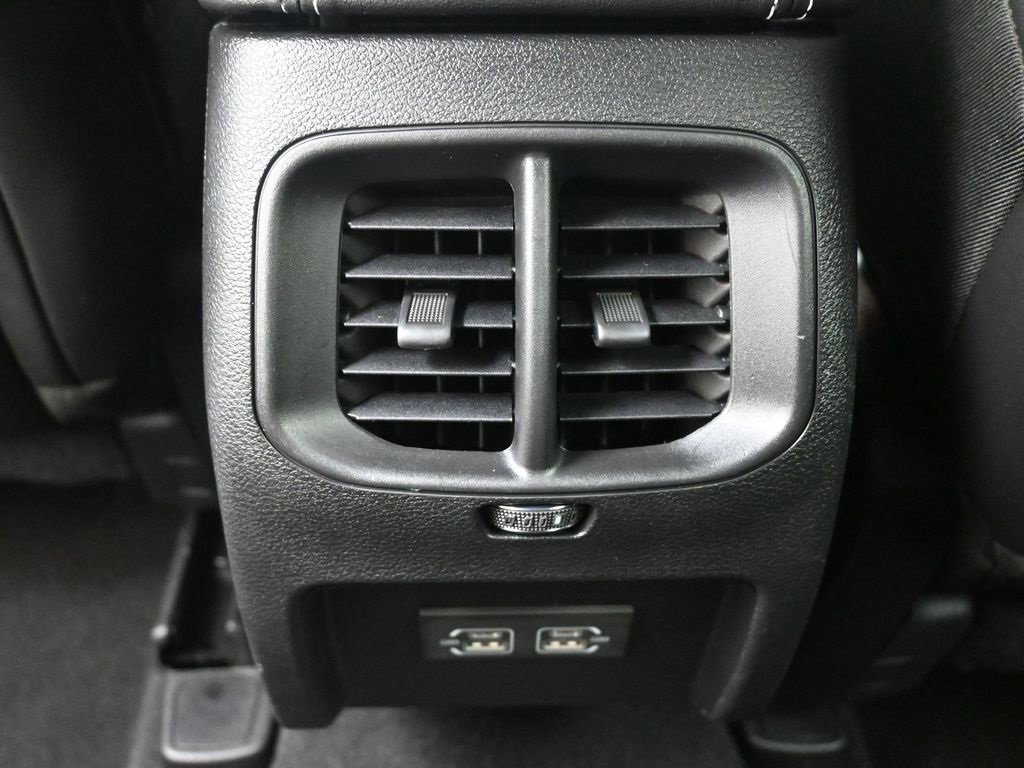 Used 2021 Jeep Cherokee Latitude Lux 80th Anniv w/ Quick Order Package 26U 80TH image 21