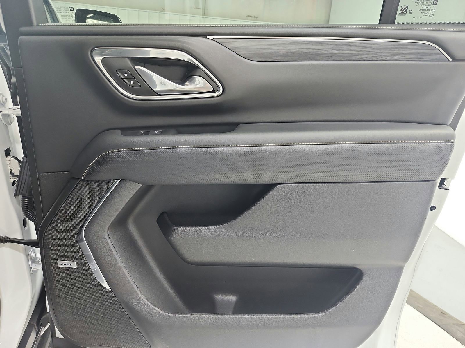 Used 2024 GMC Yukon XL SLT image 51