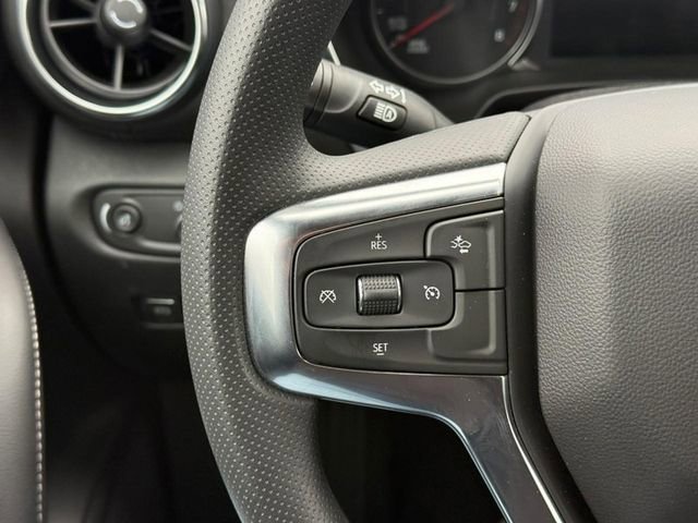 Used 2025 Chevrolet Blazer LT image 20