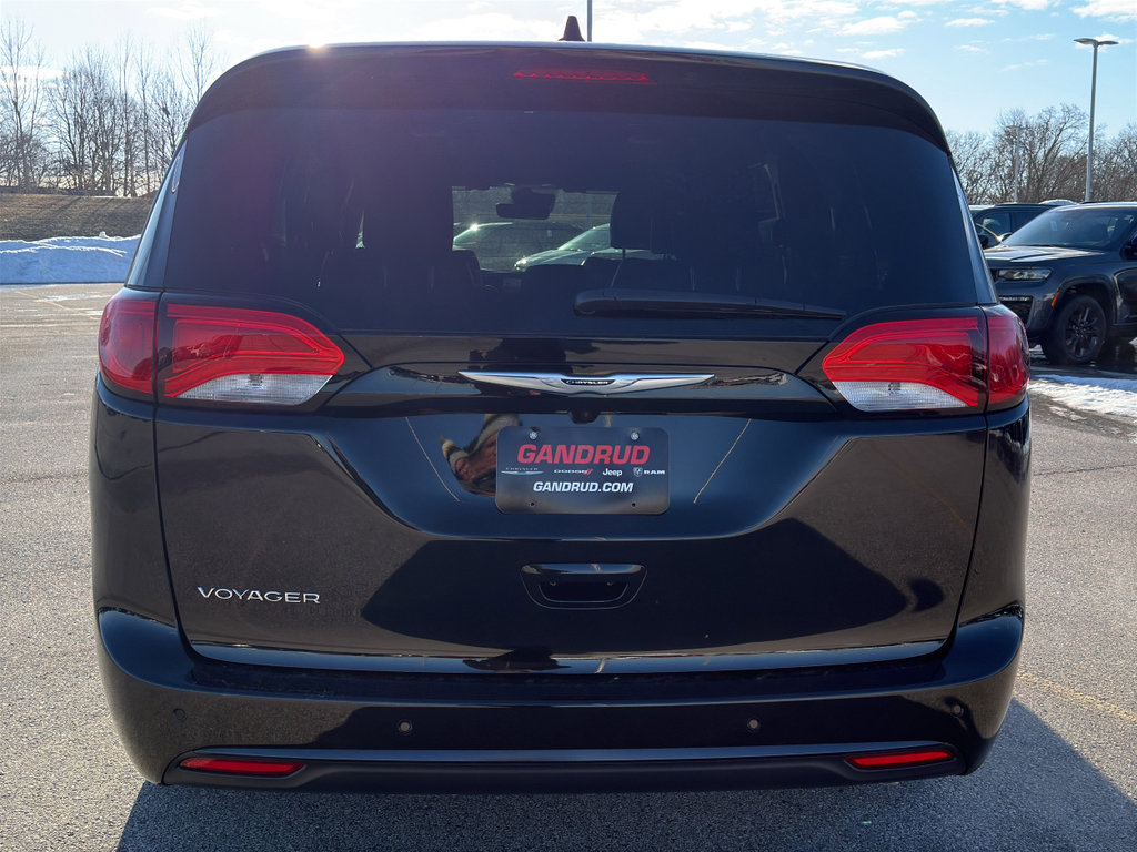 New 2026 Chrysler Voyager LX FWD image 7