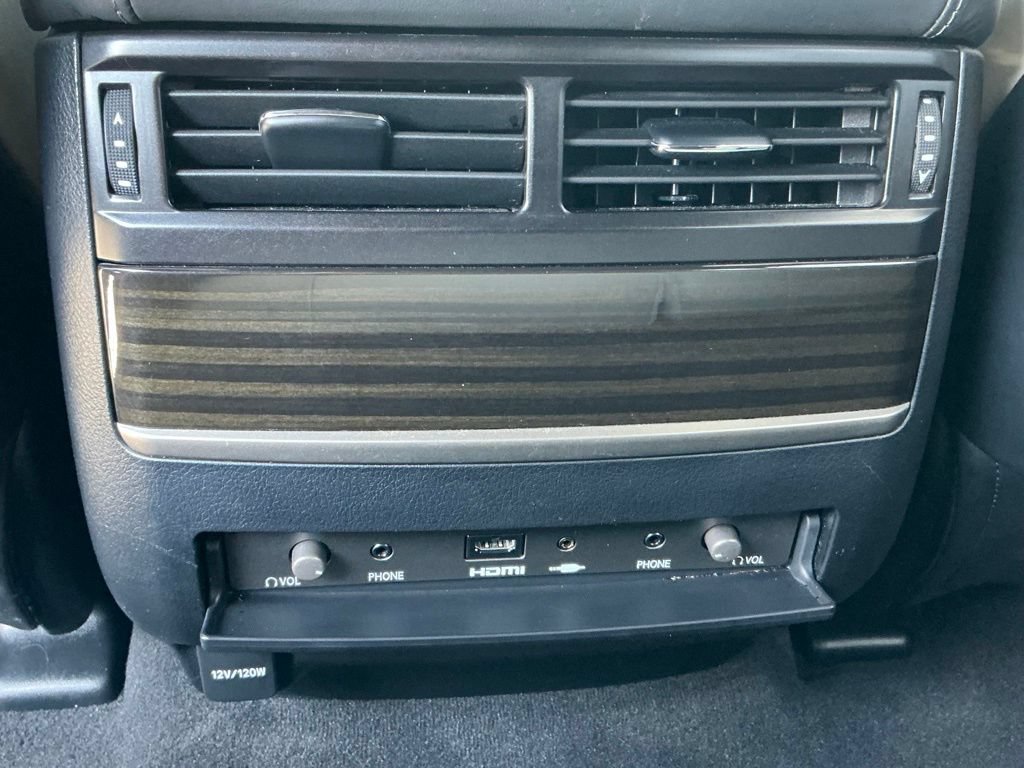 Used 2020 Lexus LX 570 4WD w/ Sport Package image 17