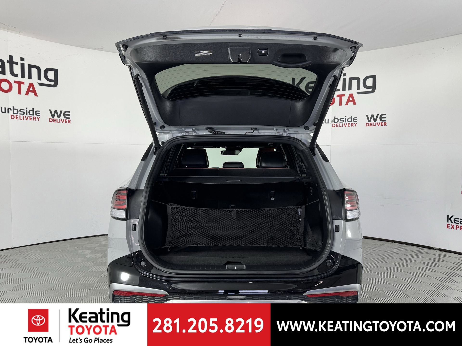 Used 2024 Kia Sportage SX image 17