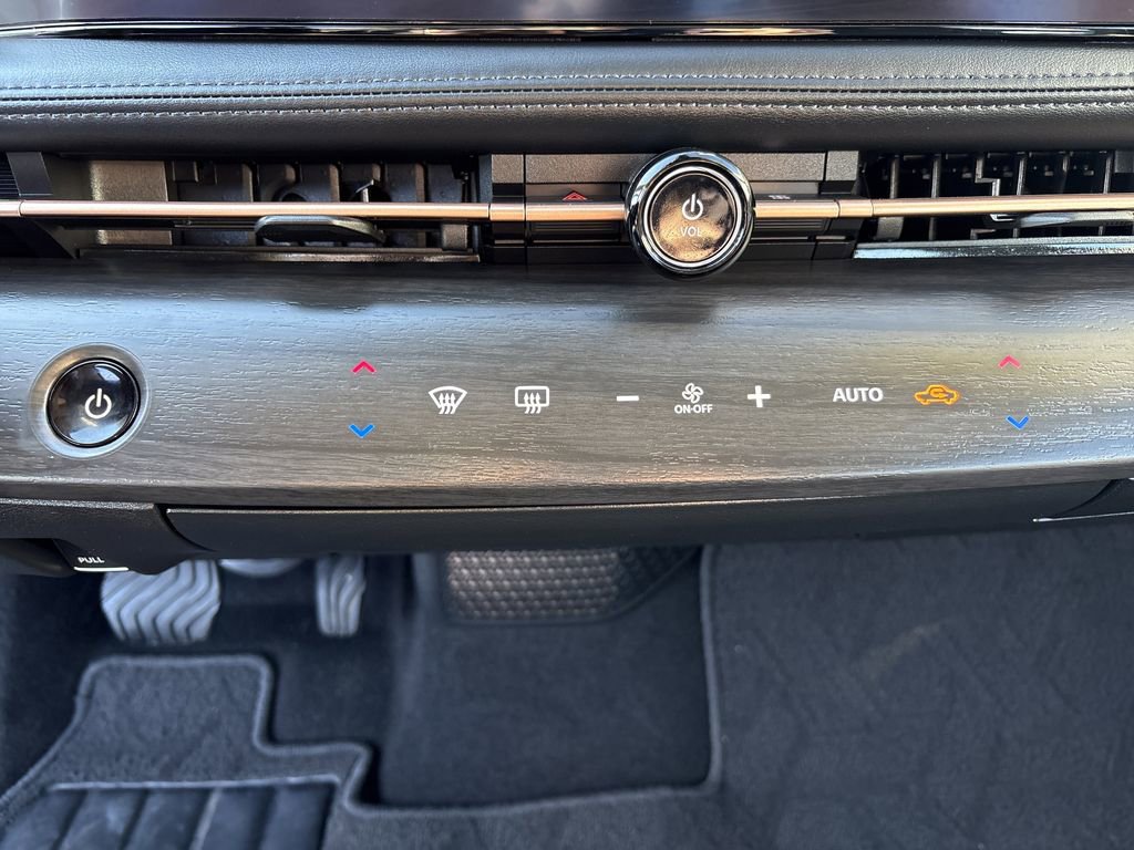 Used 2024 Nissan Ariya FWD image 24