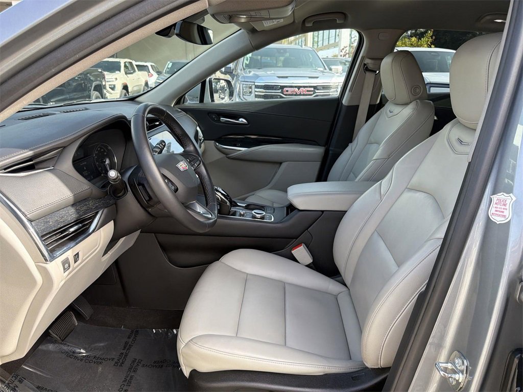 Certified 2023 Cadillac XT4 Premium Luxury image 21