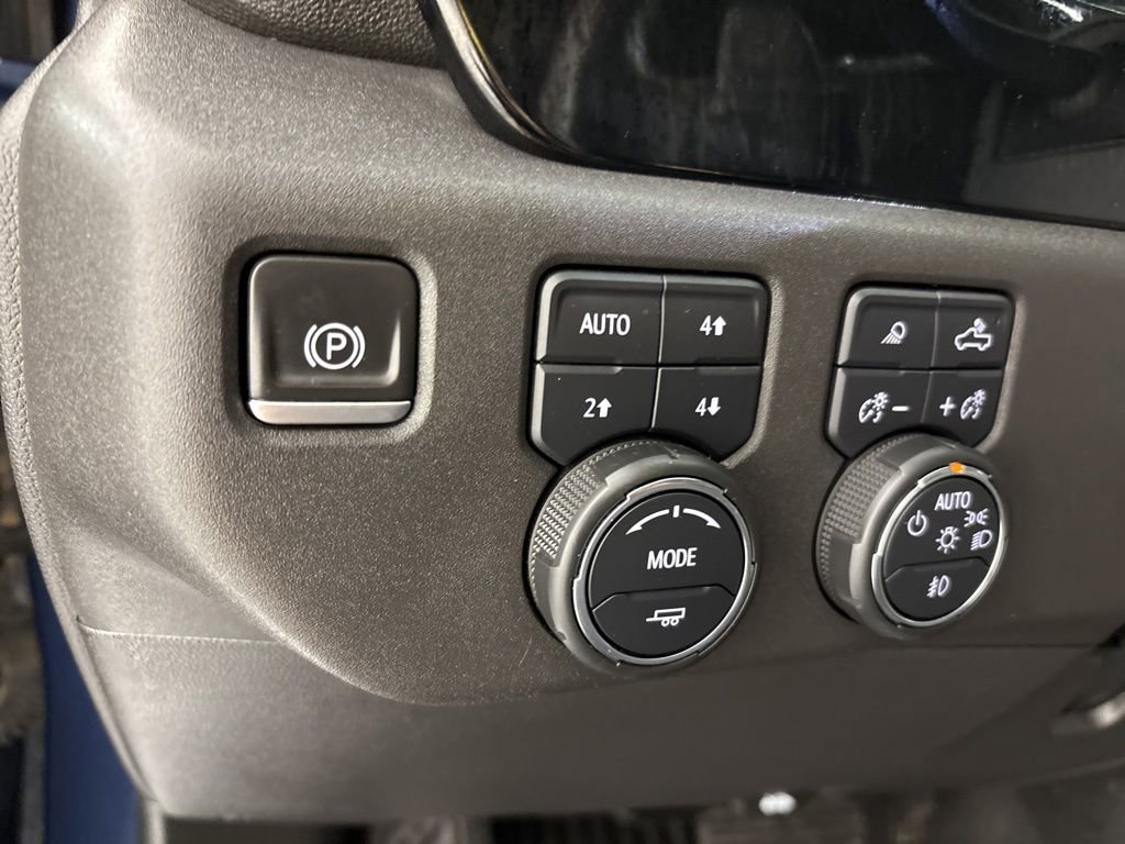 Used 2022 Chevrolet Silverado 1500 ZR2 image 37