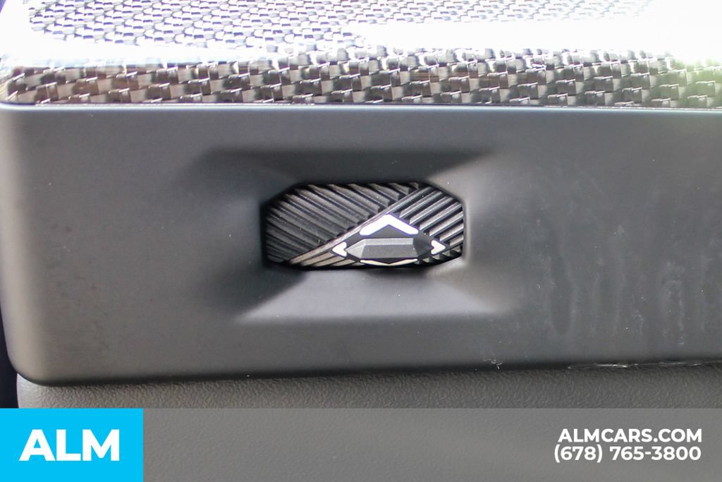 Used 2026 BMW M5 Touring AWD/4WD image 32