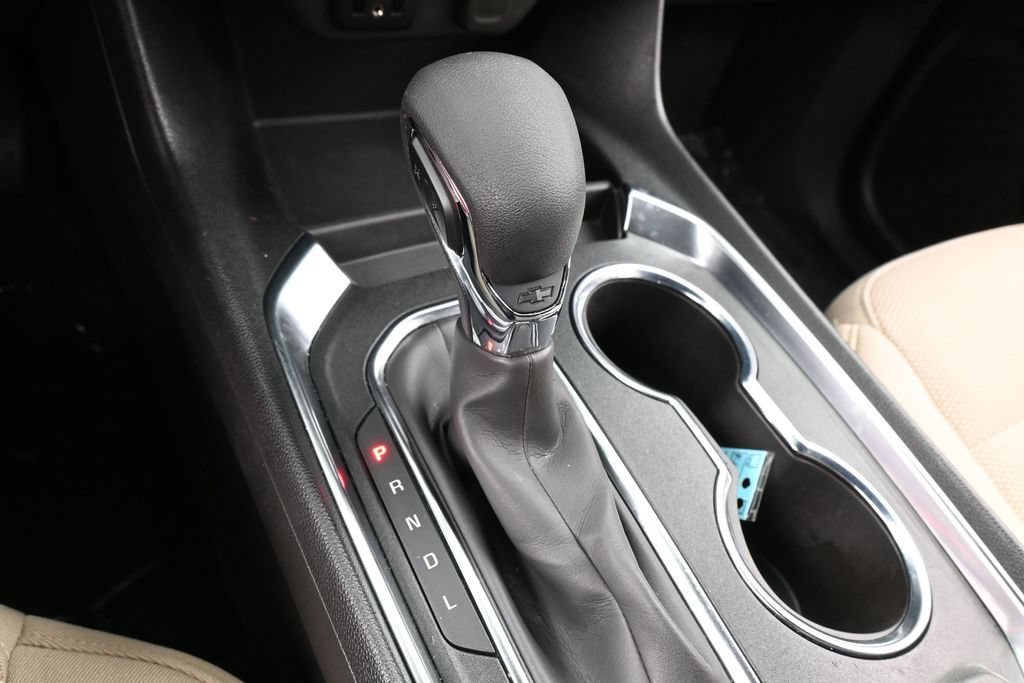 Used 2023 Chevrolet Traverse LS FWD image 20