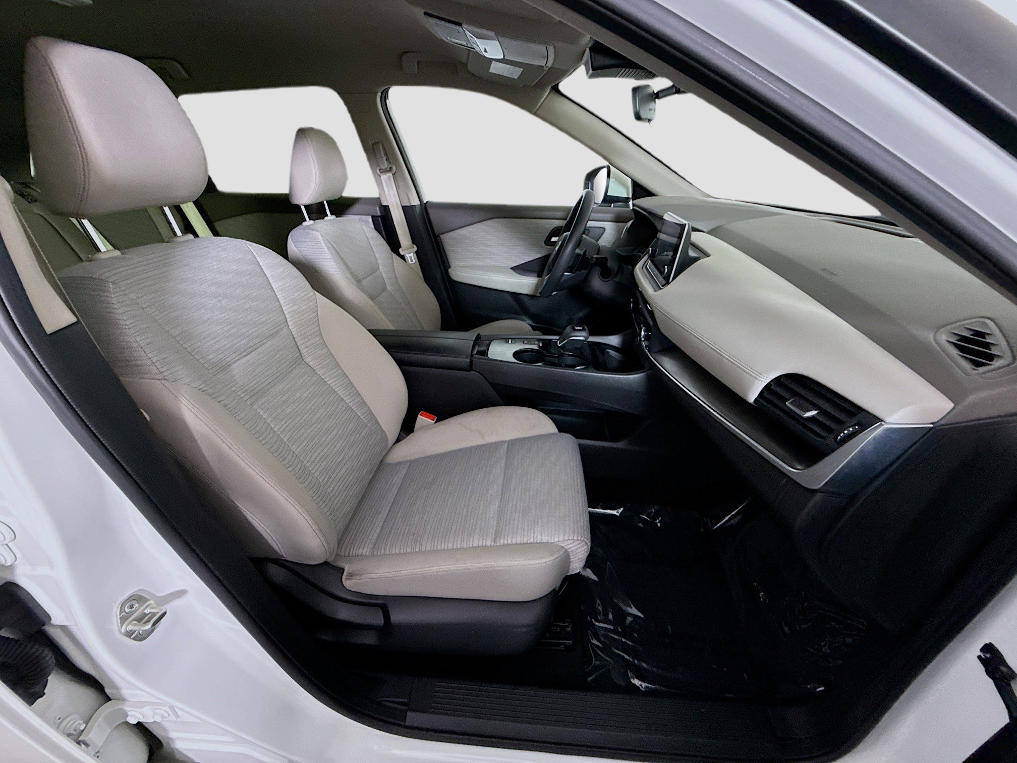 Used 2023 Nissan Rogue SV FWD image 29