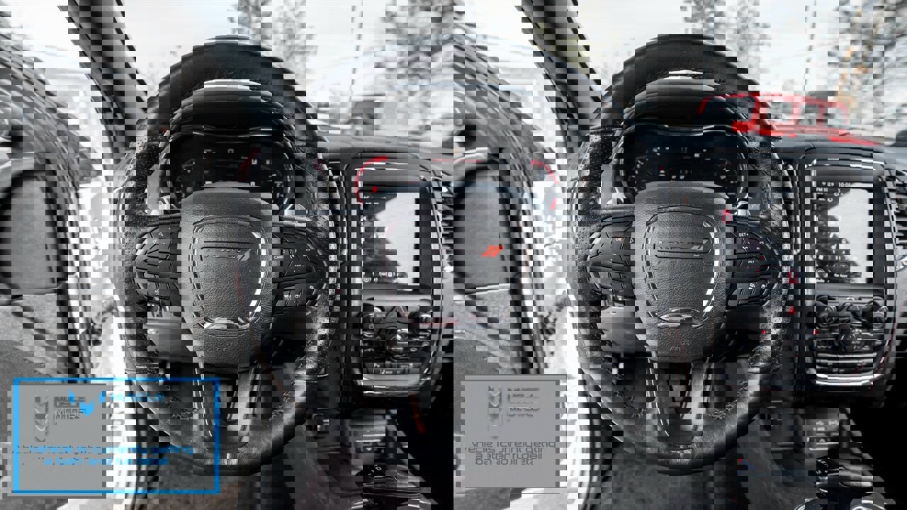 Used 2018 Dodge Durango R/T w/ Technology Group image 27