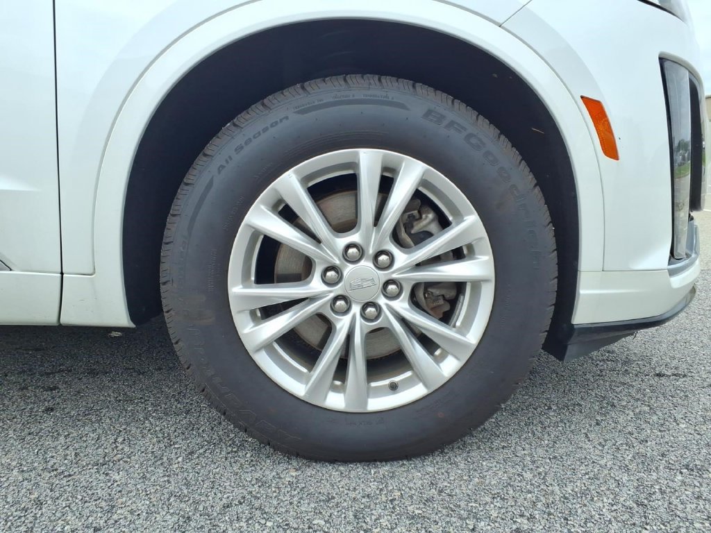 Used 2023 Cadillac XT6 Luxury AWD/4WD image 11