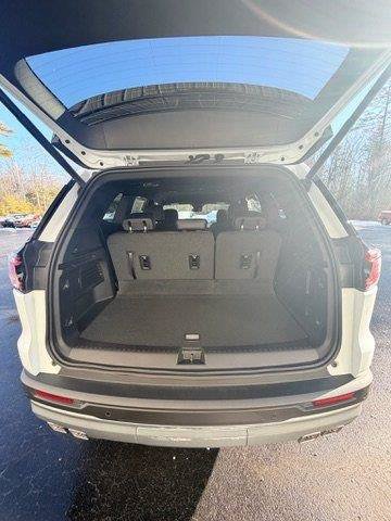 New 2026 GMC Acadia Elevation w/ Elevation Premium Package AWD/4WD image 42