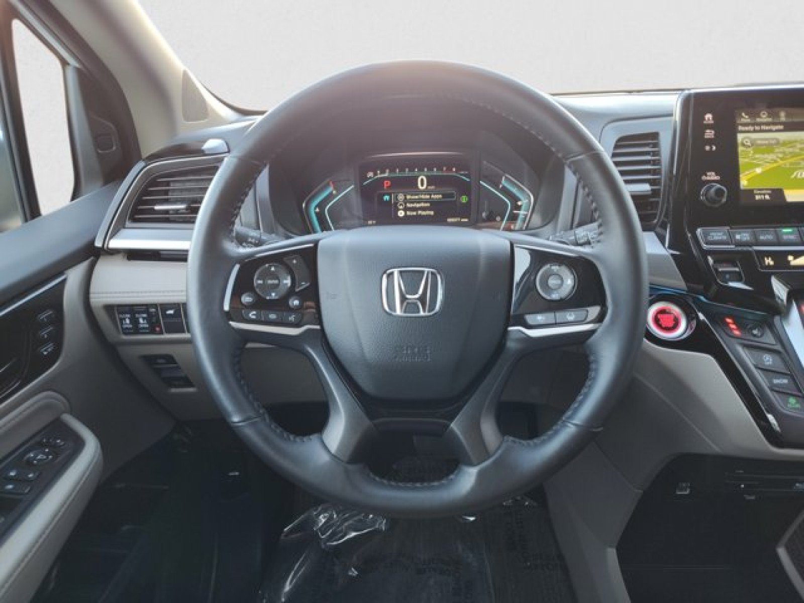 Used 2023 Honda Odyssey Touring image 16