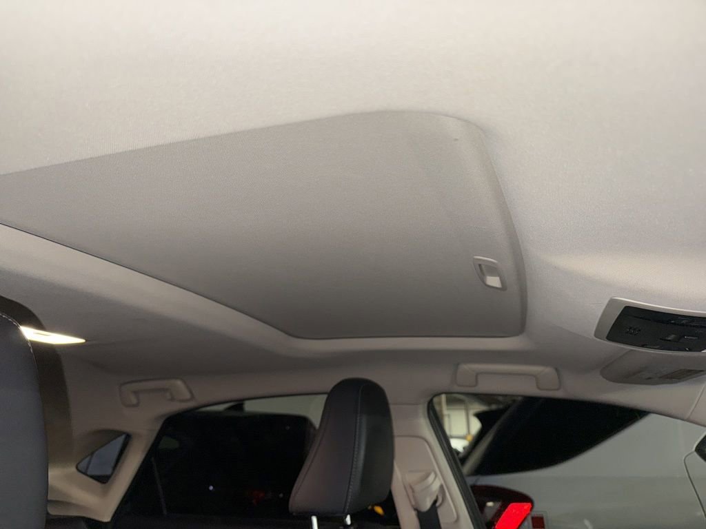 Used 2015 Lexus NX 300h AWD image 14