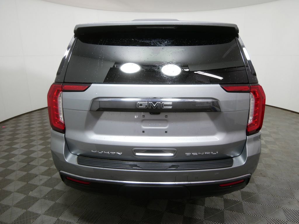 Used 2024 GMC Yukon XL Denali Ultimate image 4