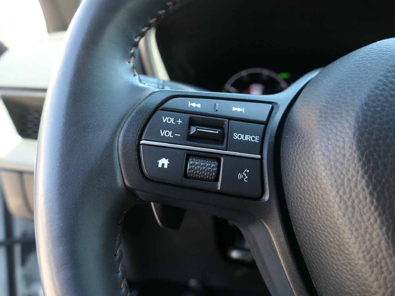 Used 2025 Honda CR-V Sport image 14