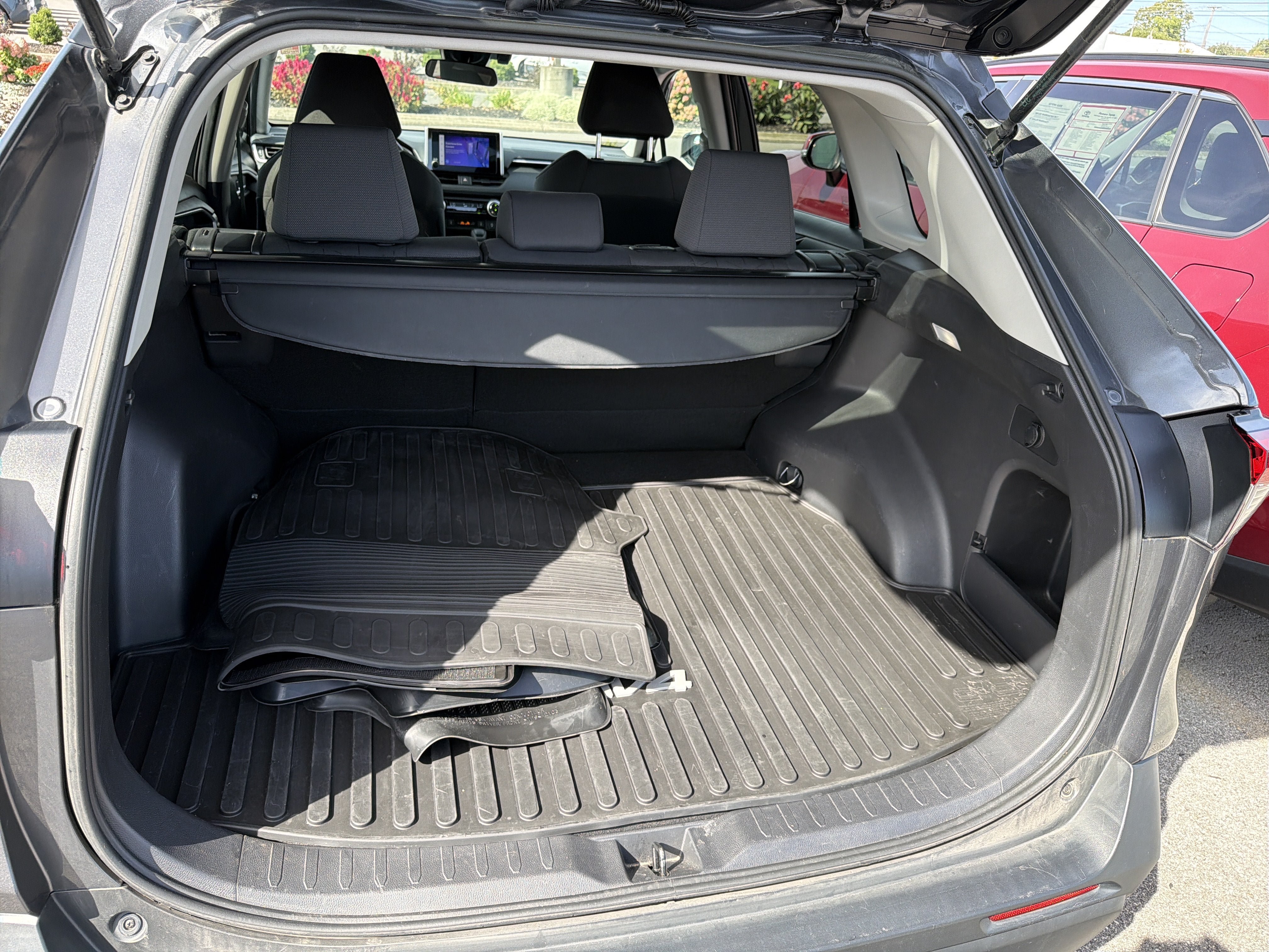 Used 2024 Toyota RAV4 XLE w/ Weather Package AWD/4WD image 24