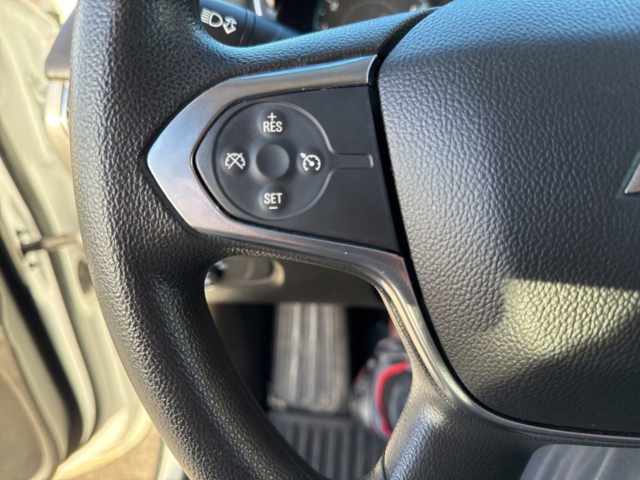 Used 2018 Chevrolet Traverse LS image 27