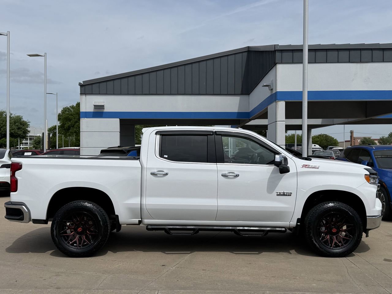 Certified 2024 Chevrolet Silverado 1500 LTZ w/ LTZ Convenience Package II image 3