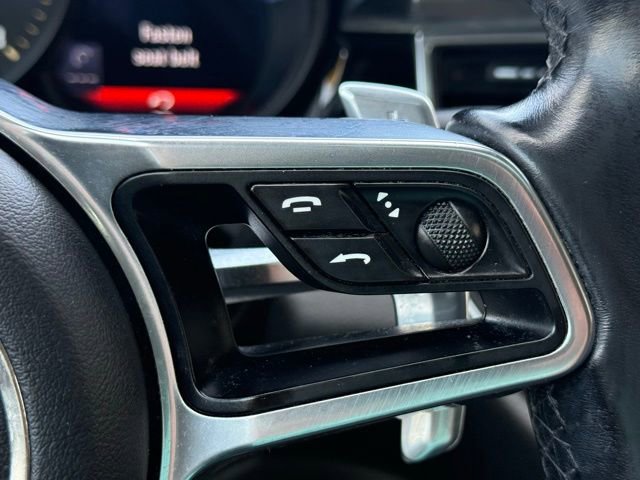 Used 2017 Porsche Macan AWD/4WD image 47